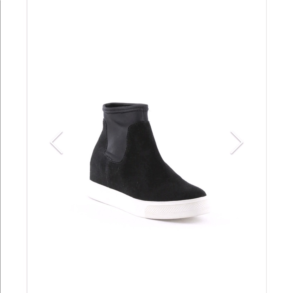 Aqua Wynn Suede High top platform boot